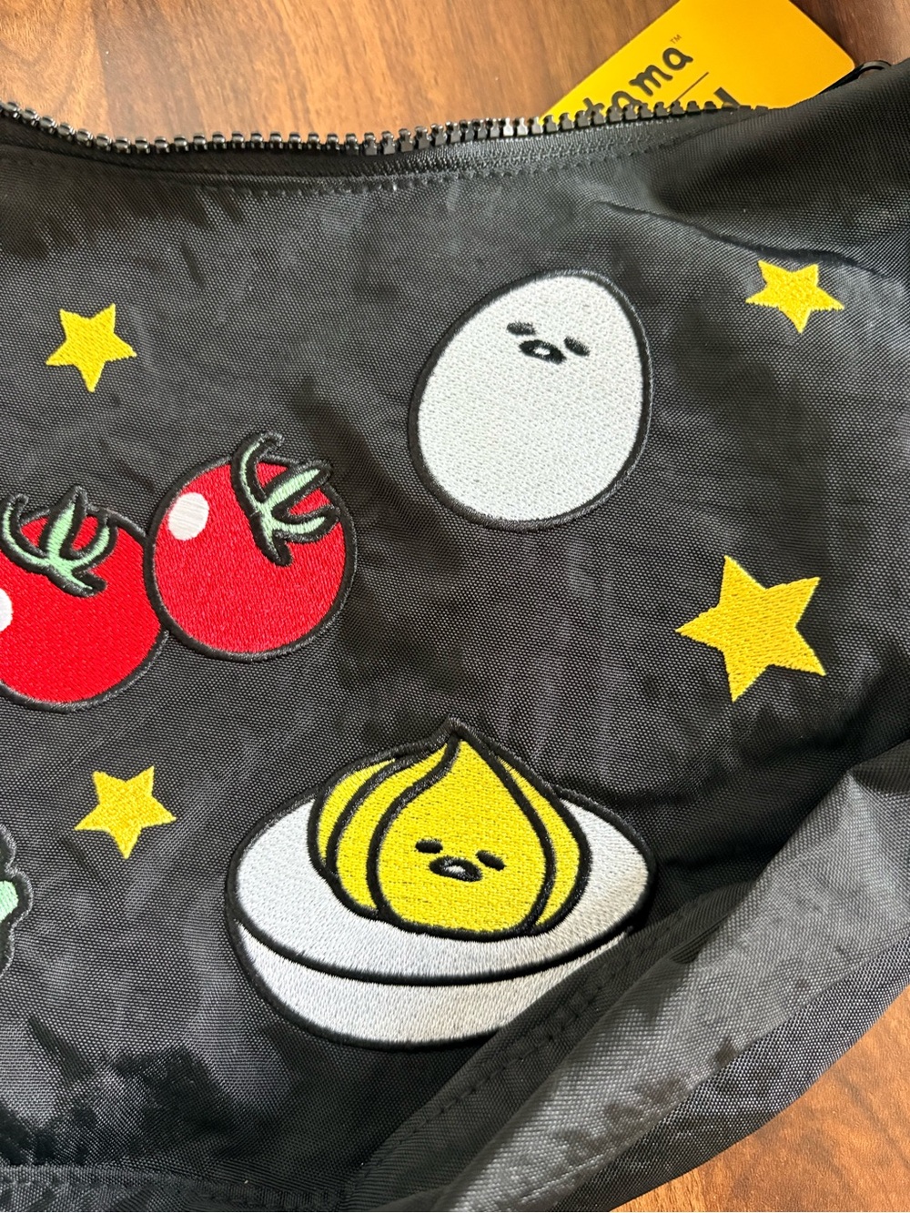 BAGGU Black Crossbody Gudetama Bag NWT - Picture 4 of 7